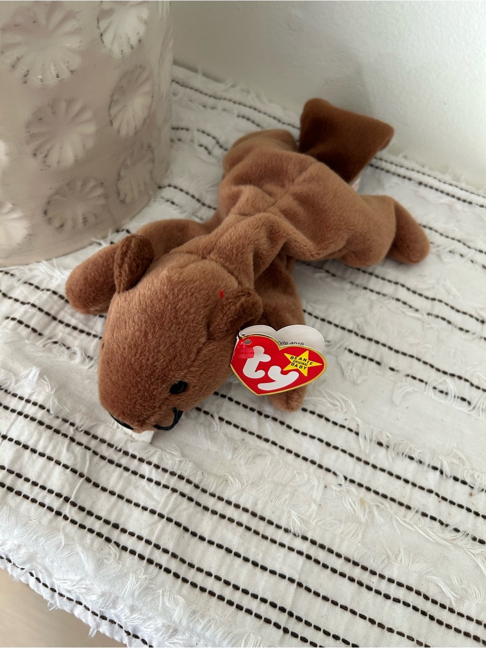 Vintage 1996 Ty Beanie Baby Bucky The Beaver
